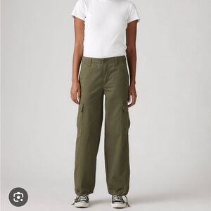 Women's Levi's 94 Baggy Cargo Pants